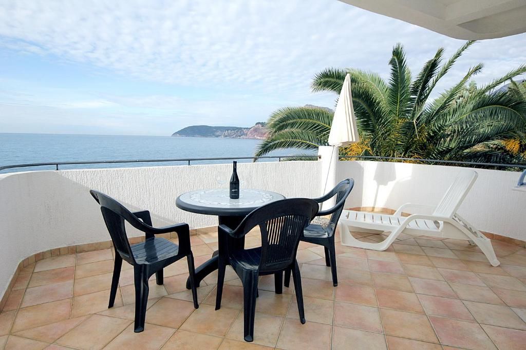 Апартаменты Apartments Villa Mare Mar Сутоморе